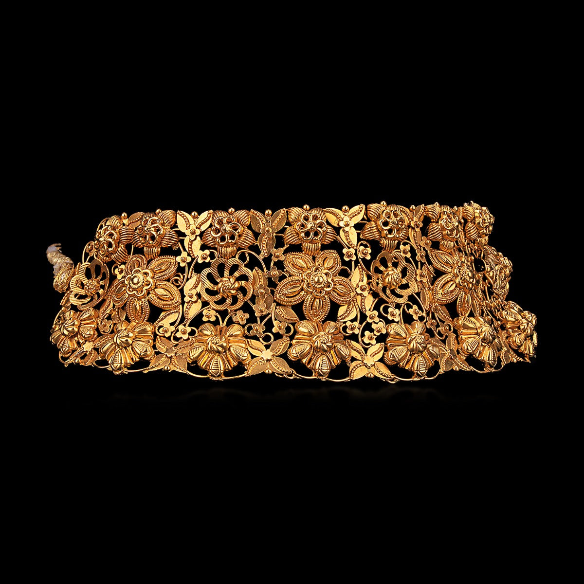 Windmill Winding Gold Choker