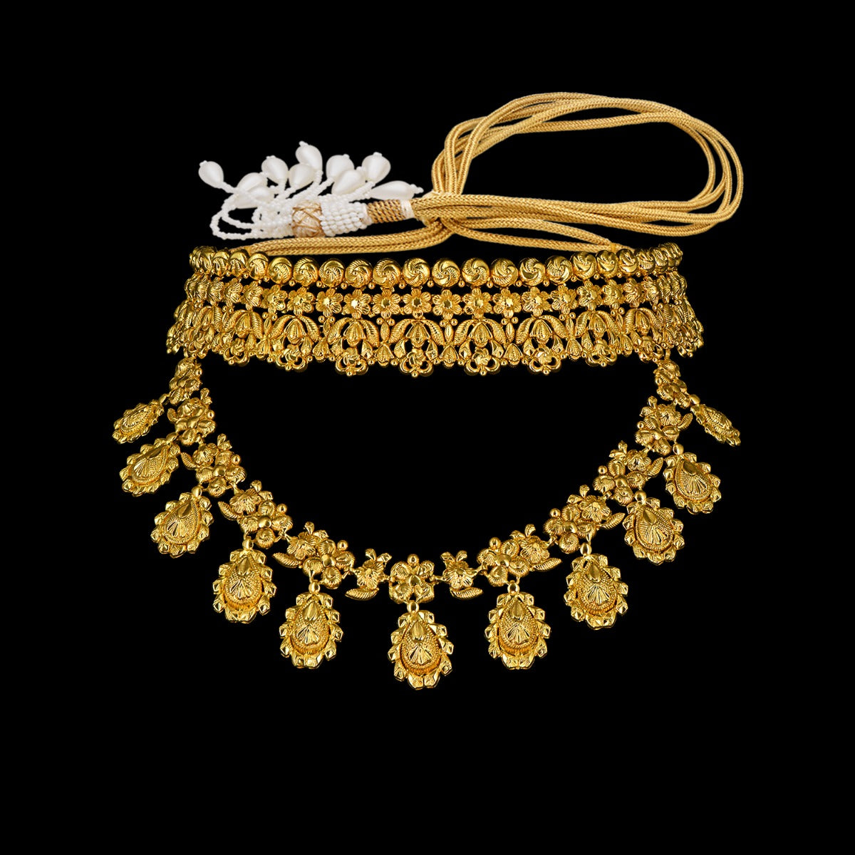 Close and Far Neck Gold Choker Set