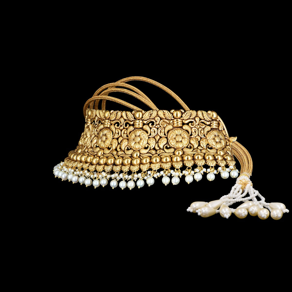 Charming Floret Gold Choker