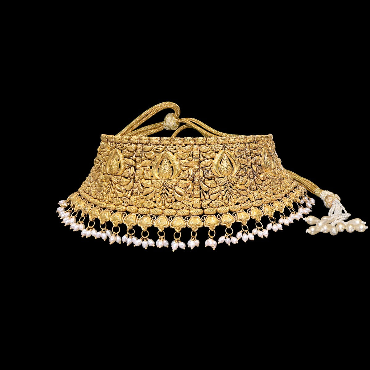 Vanya Ornate Pearls Gold Choker