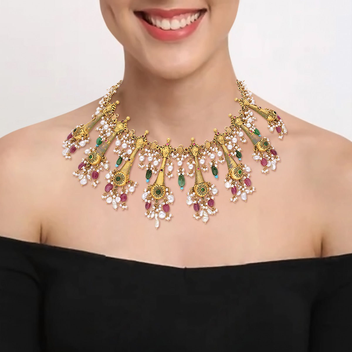 Jahaan Gold Necklace