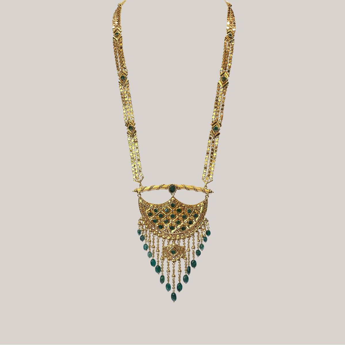 Zuraiya Gold Necklace Set