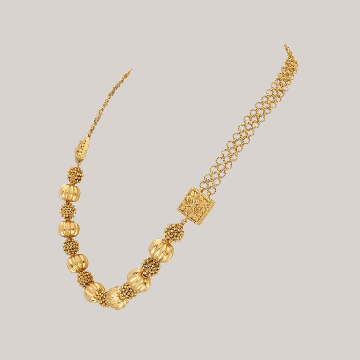 Veloura Gold Necklace Set