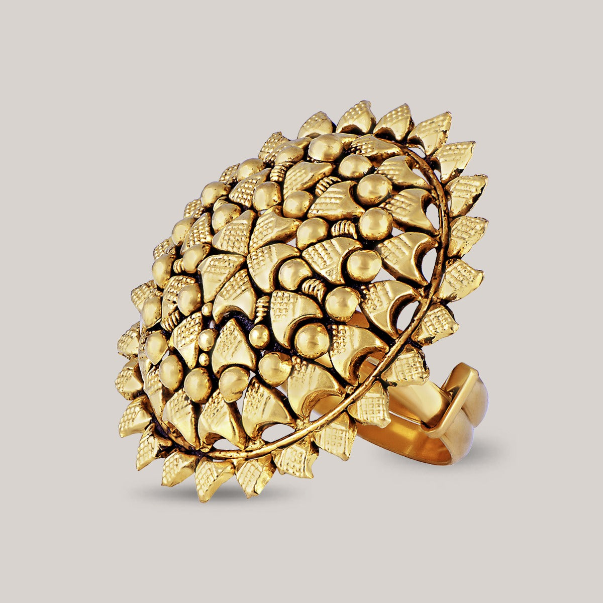Luna Night Gold Ring
