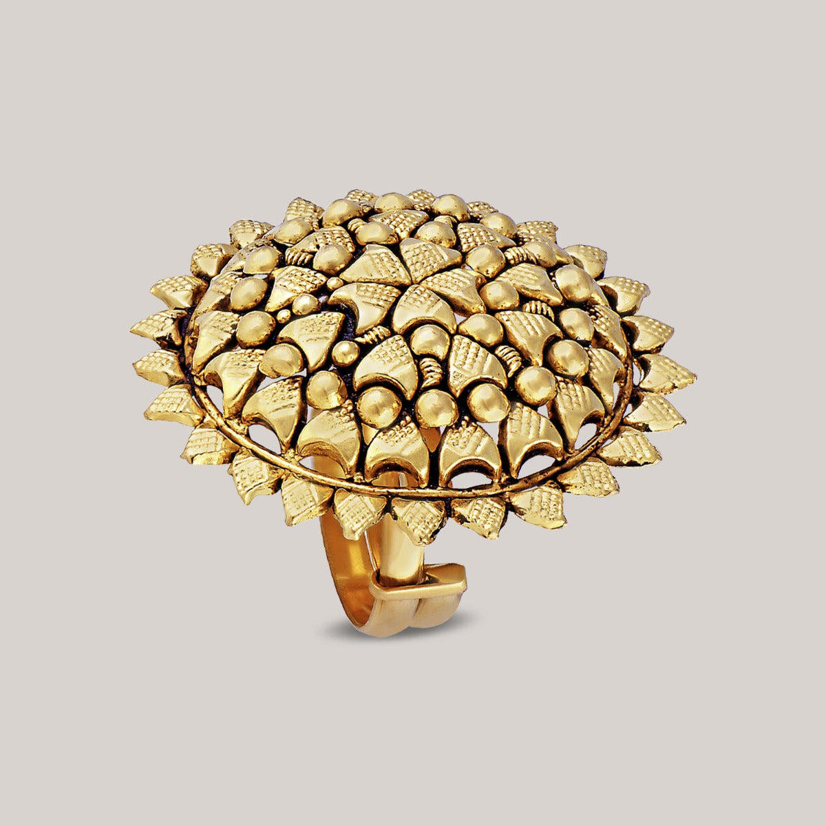 Luna Night Gold Ring