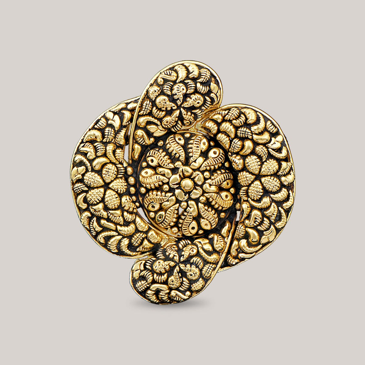 Buttercup Cover Gold Ring
