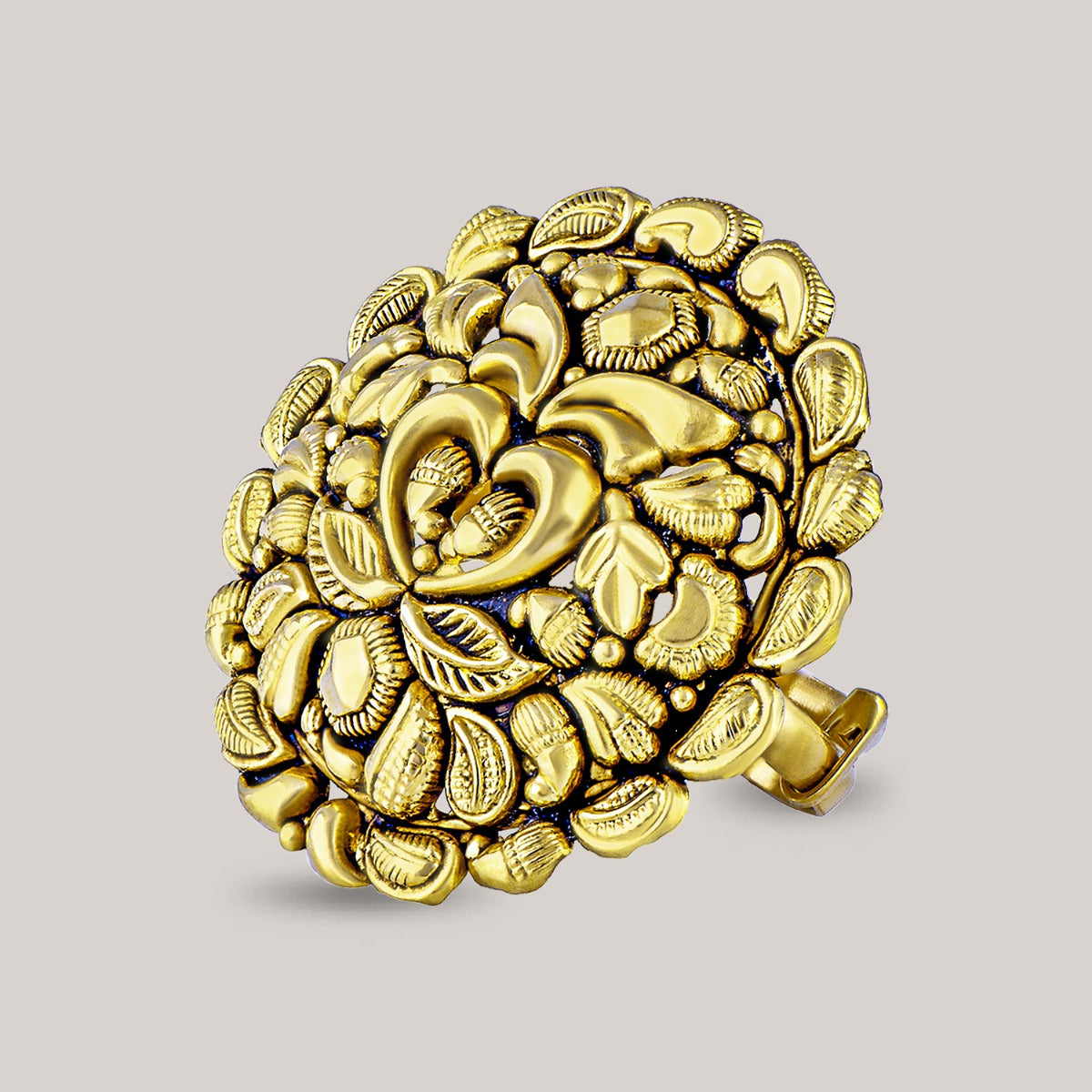 Feather Touch Gold Ring