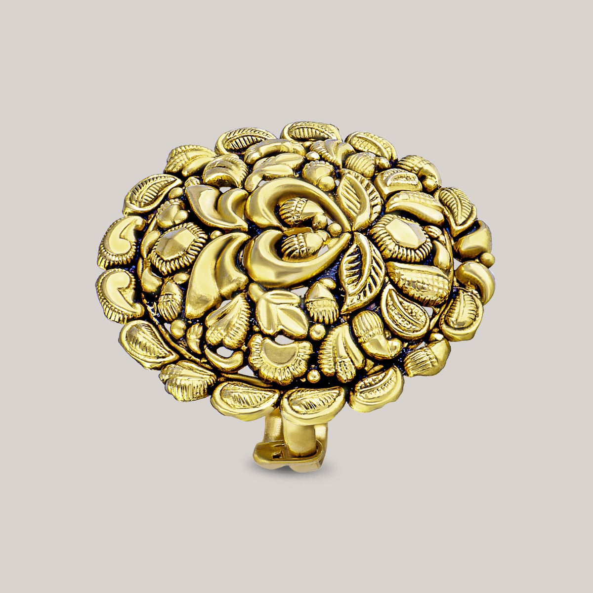Feather Touch Gold Ring