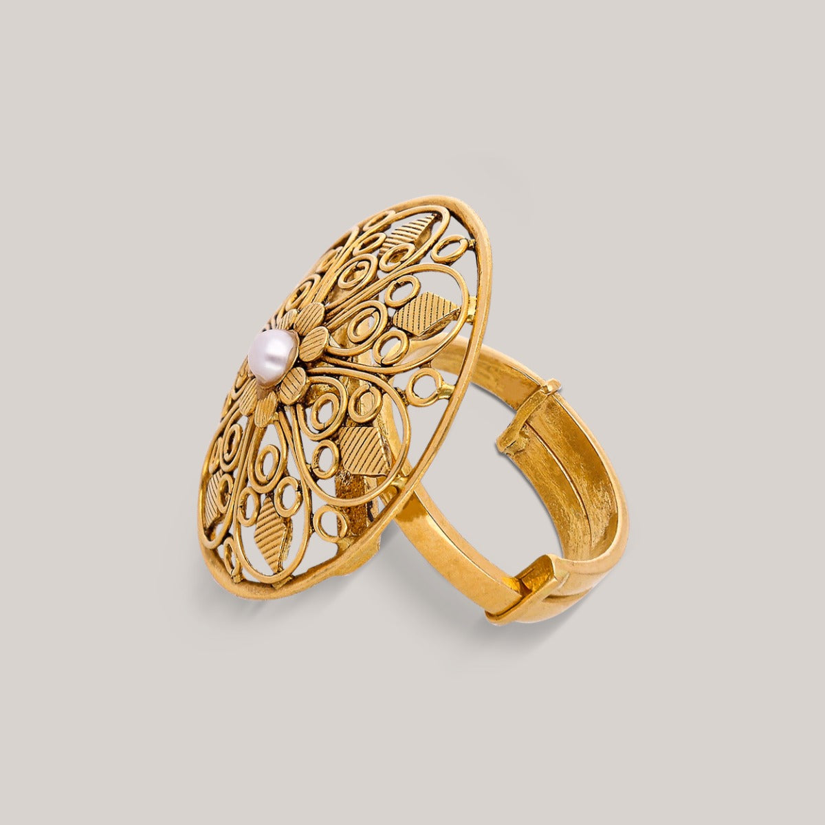 Kaavia Gold Ring