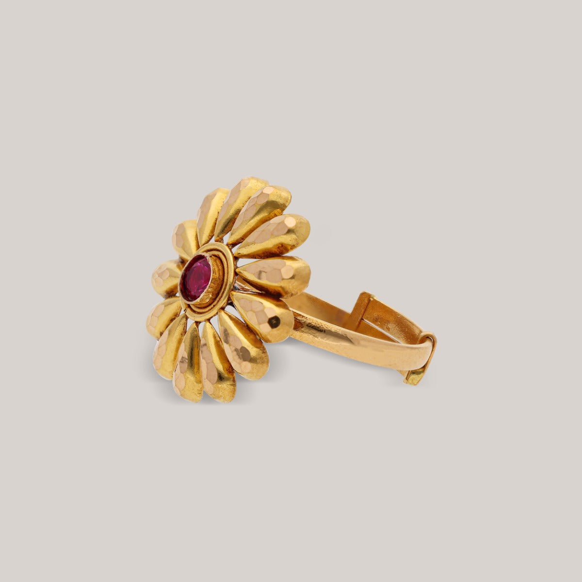 Heritage Ruby Glow Gold Ring