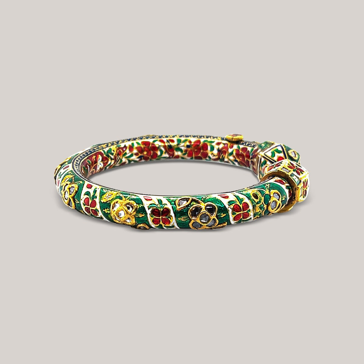 Royal Nouveau Polki Bangle