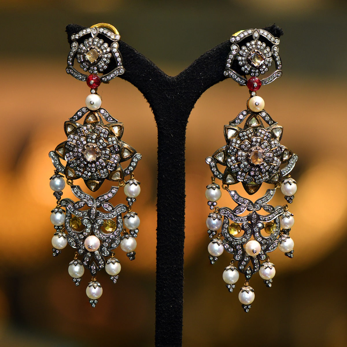 Ornate Bloom Polki Necklace Set