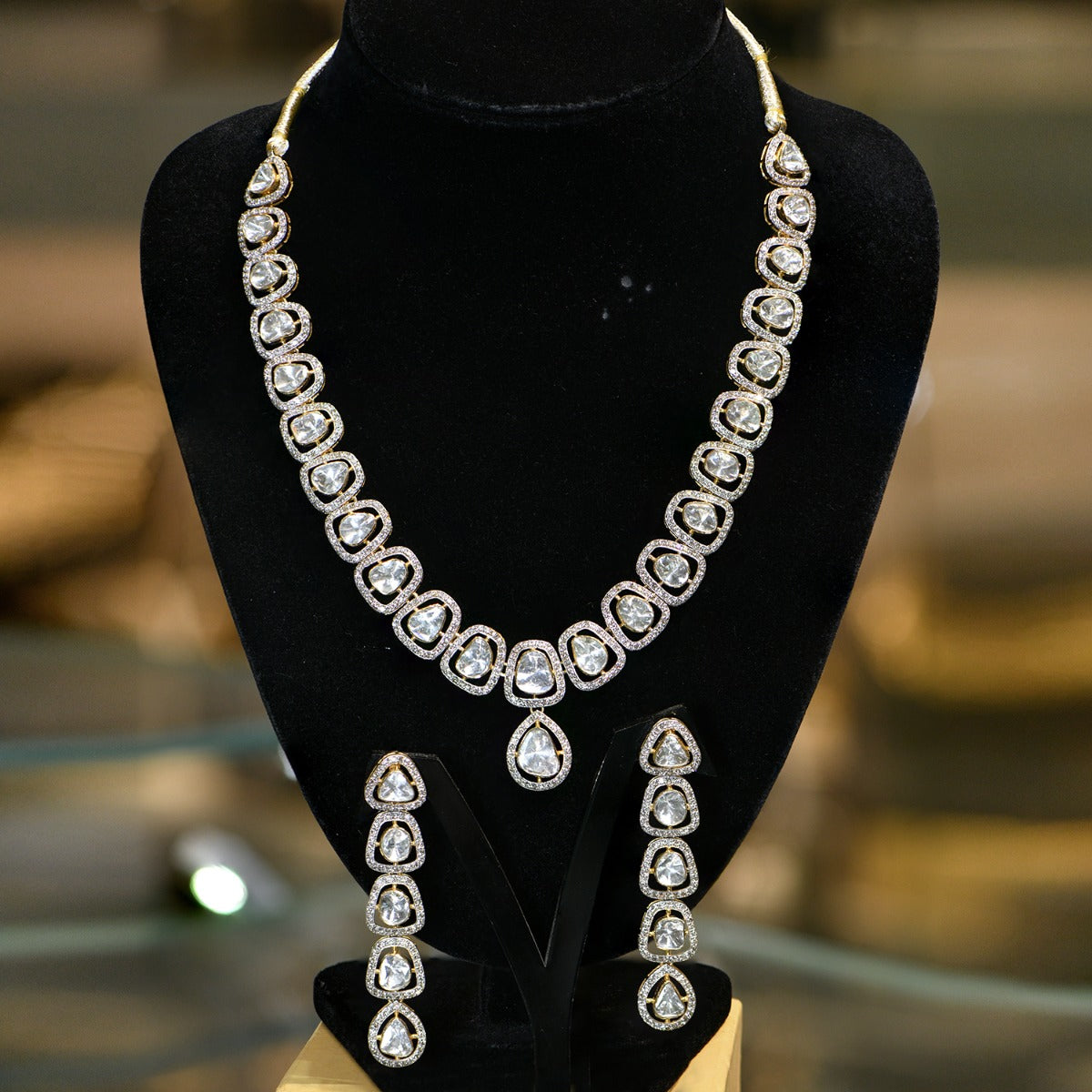 Evening Dazzle Polki Necklace Set