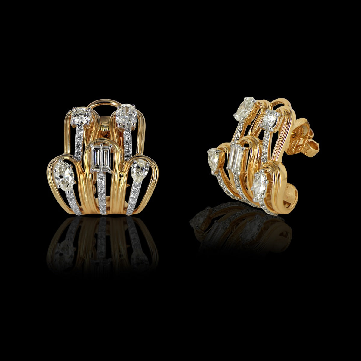 Glistening Wavy Diamond Earrings
