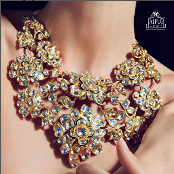 Leafy Bouquet Polki Necklace