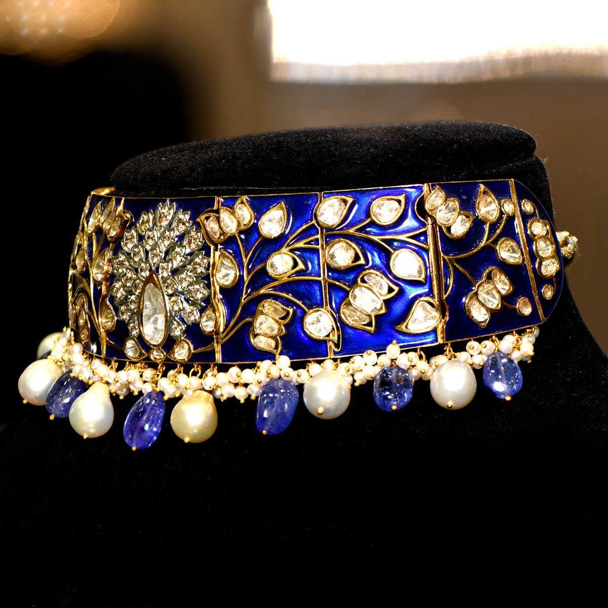 Blue Flakes Polki Choker Set