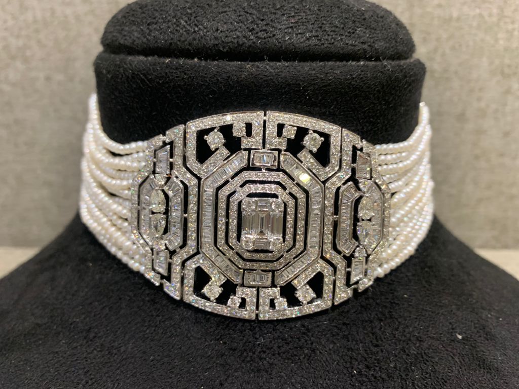 Art Deco Motif Necklace