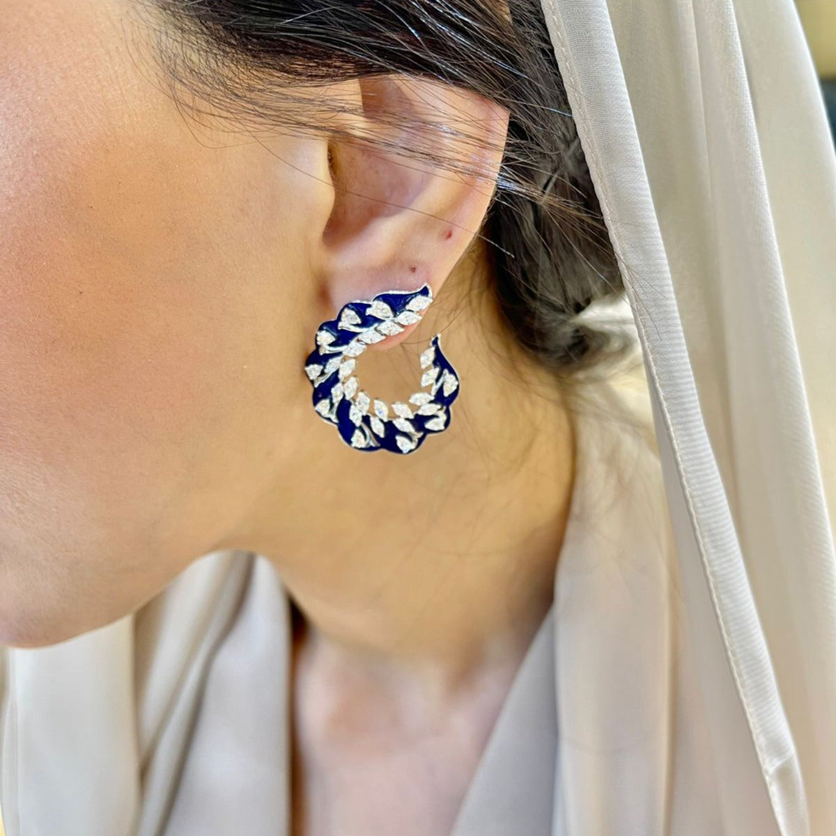 Blue Highlighted Shankh Diamond Earrings