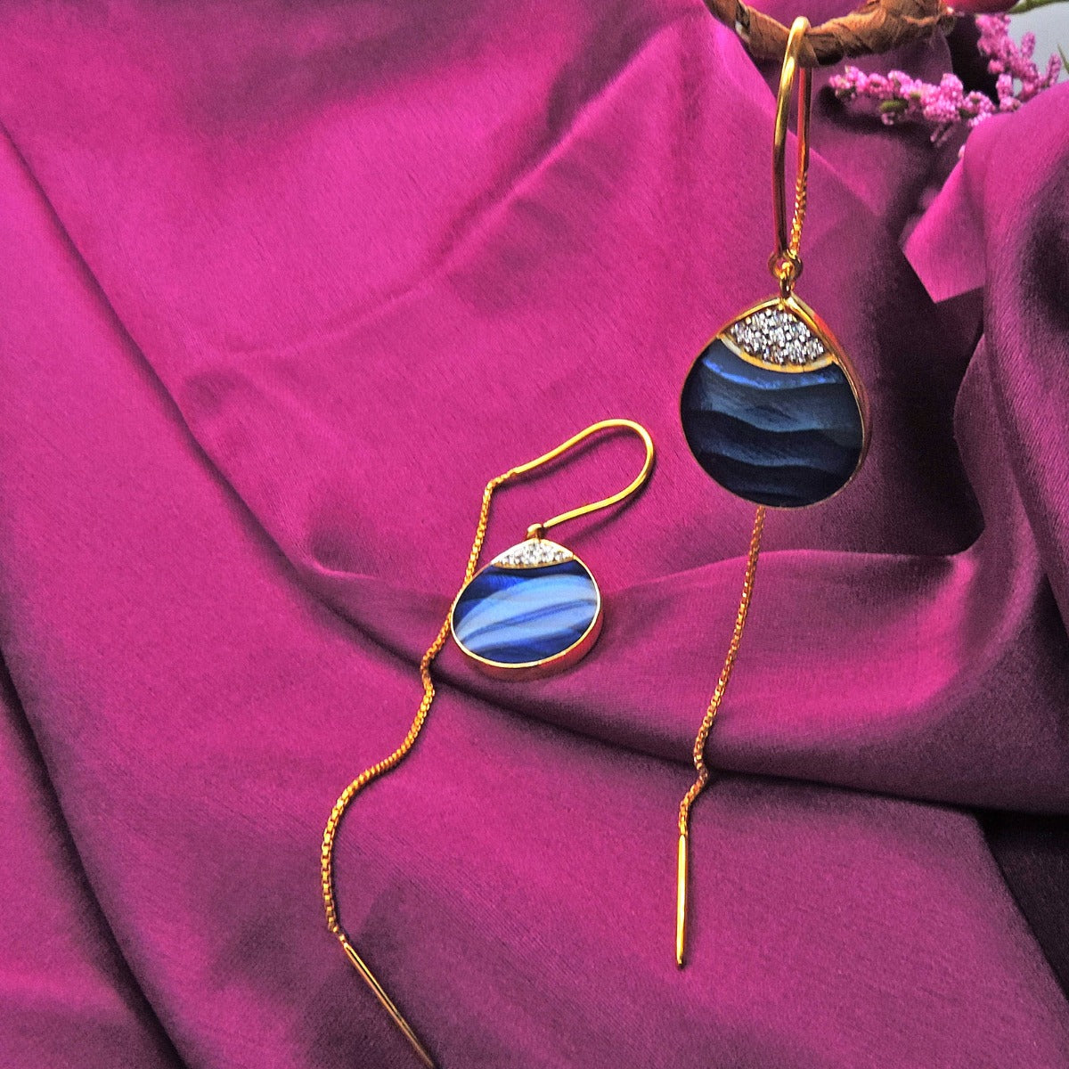Dew Drop Sui Dhaga Earrings
