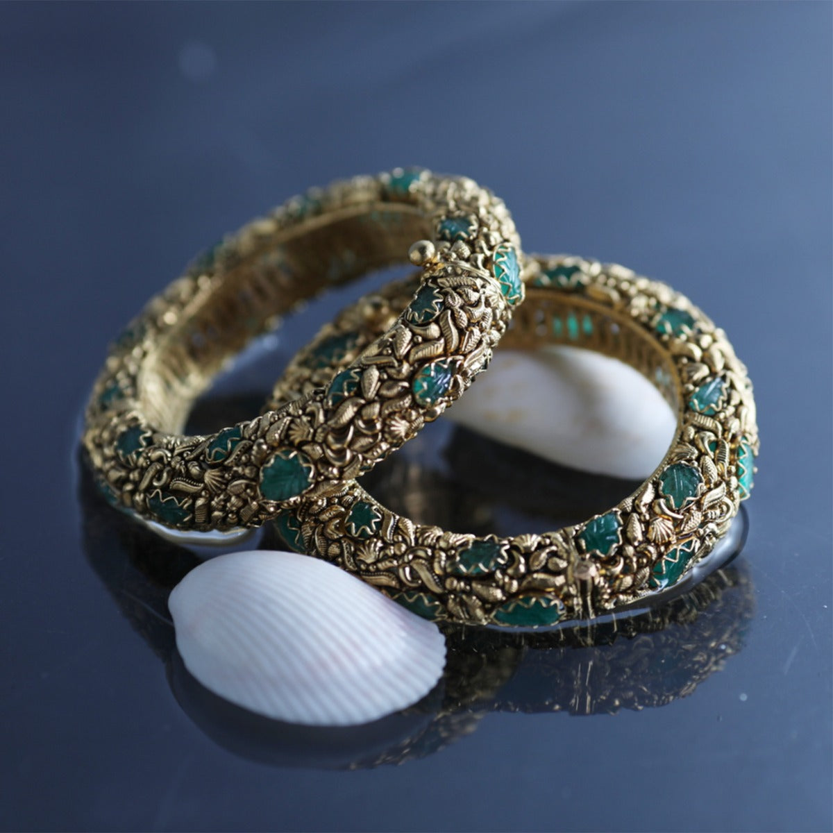 Green Blooming Leaves Gold Bangle Set
