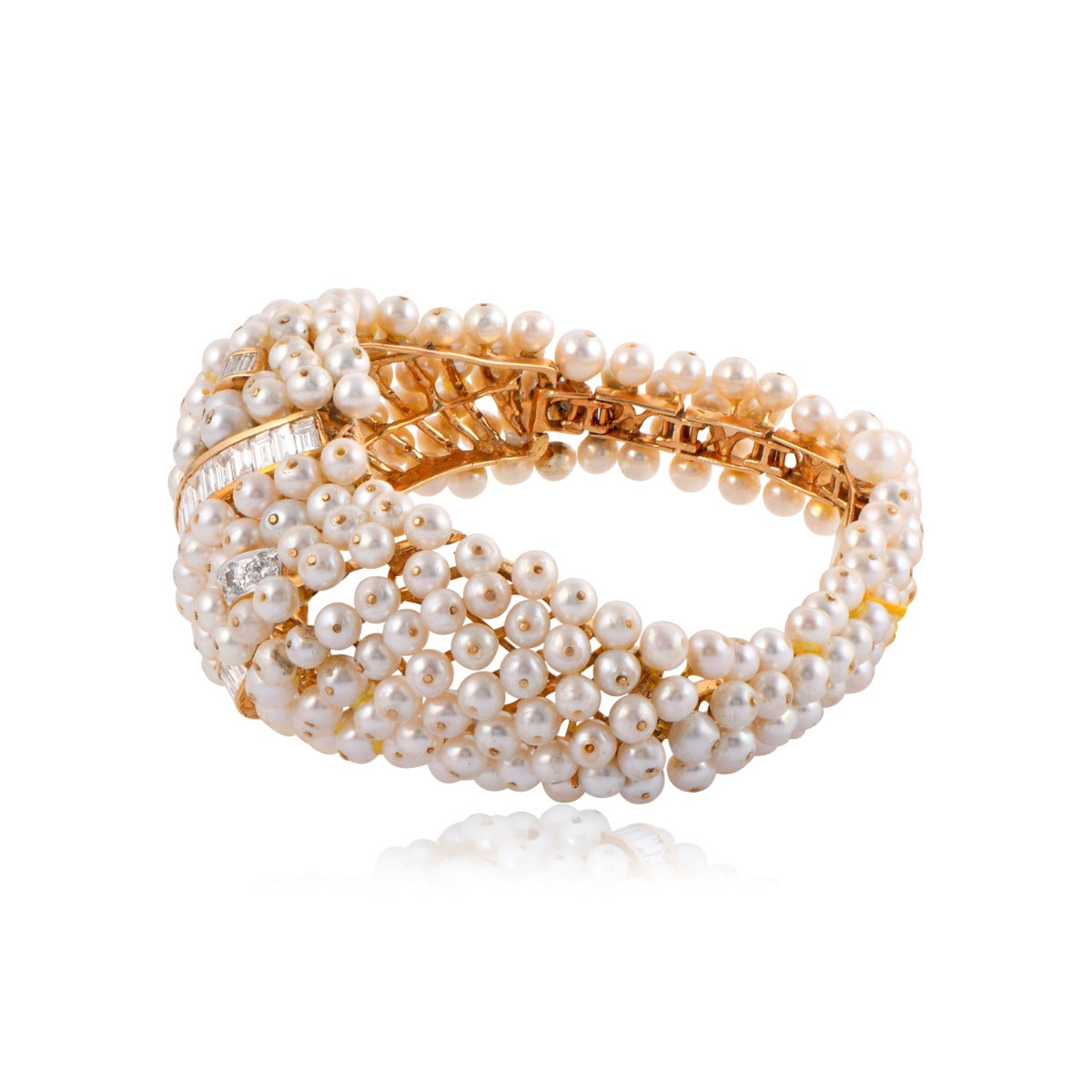 Bushy Dotted Diamond Bangle