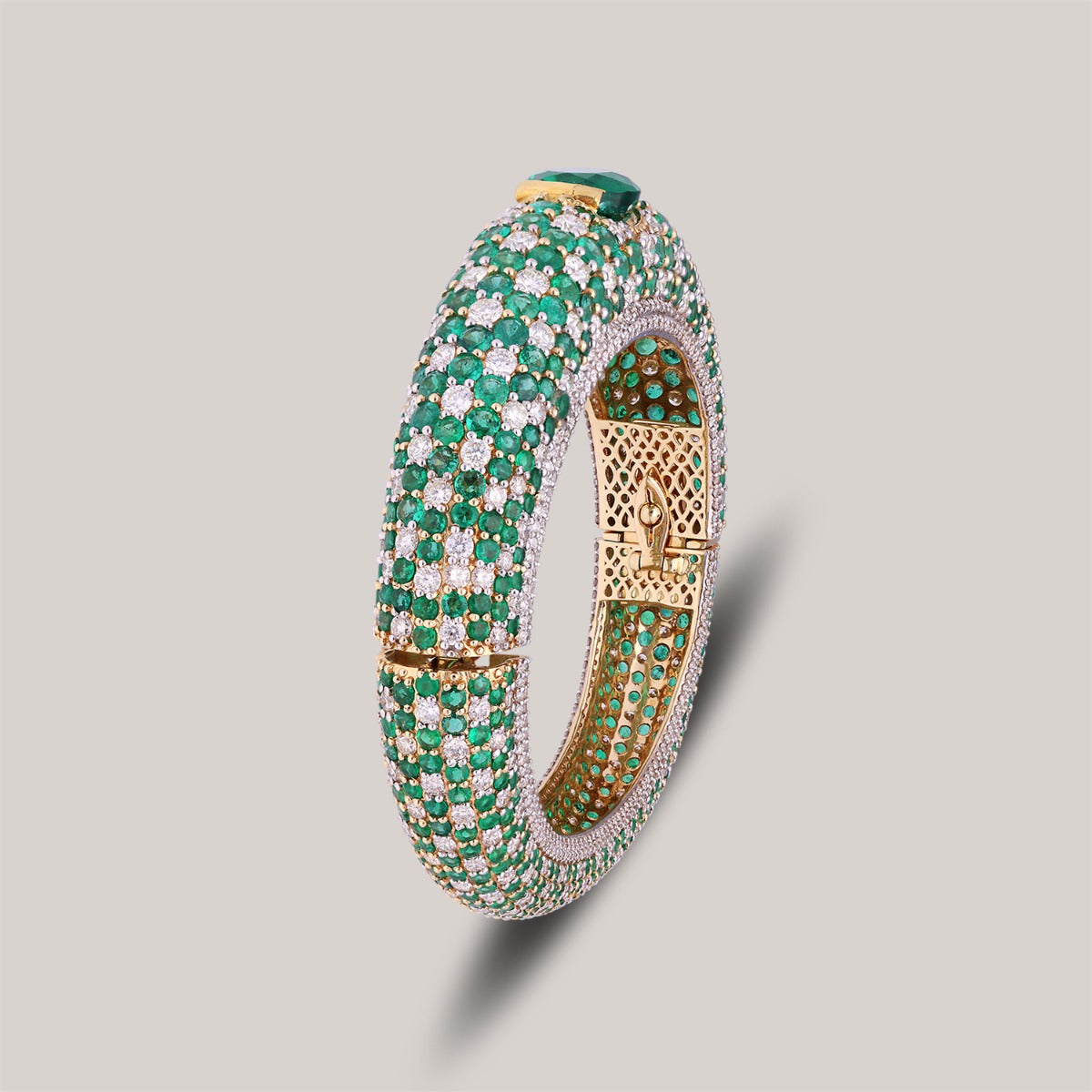 Dazzling Emblem Diamond Bangle