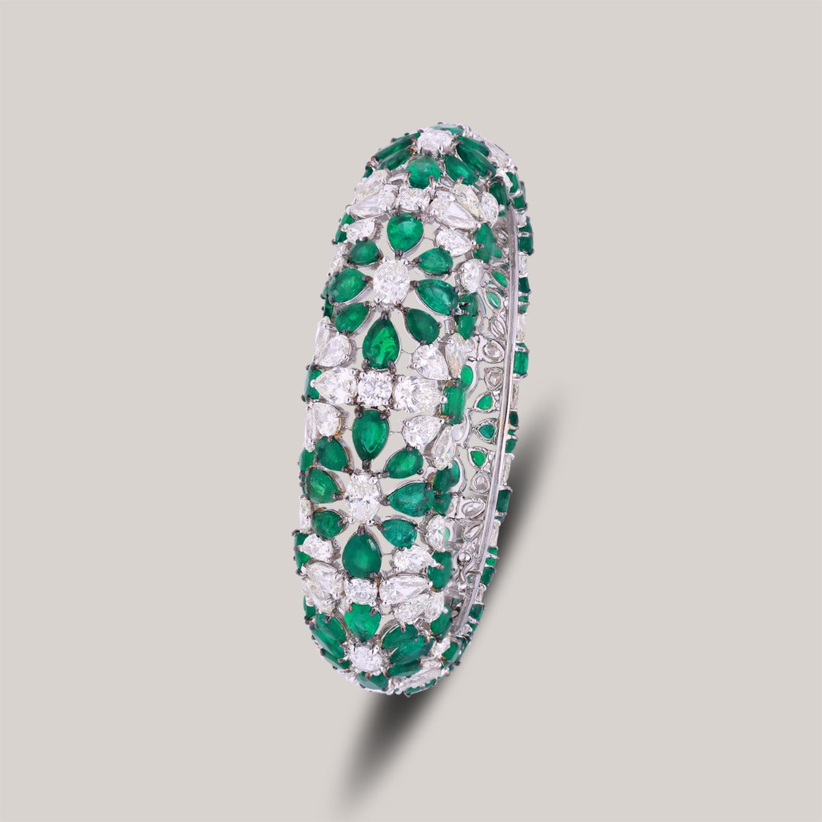 Flower Emerald Diamond Bangle