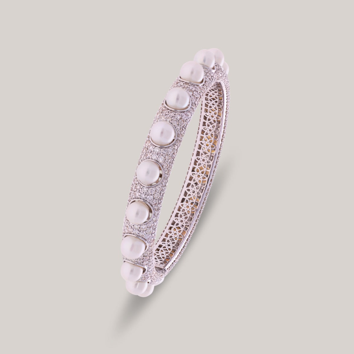 Pearl Reverie Diamond Bangle