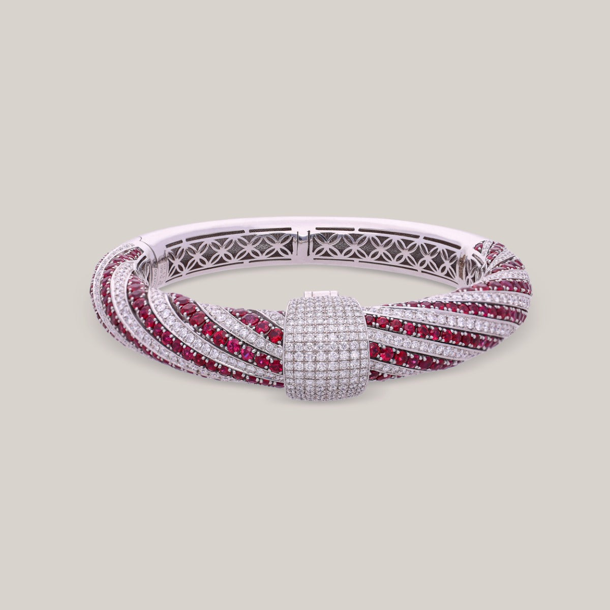 Scarlet Sovereign Diamond Bangle