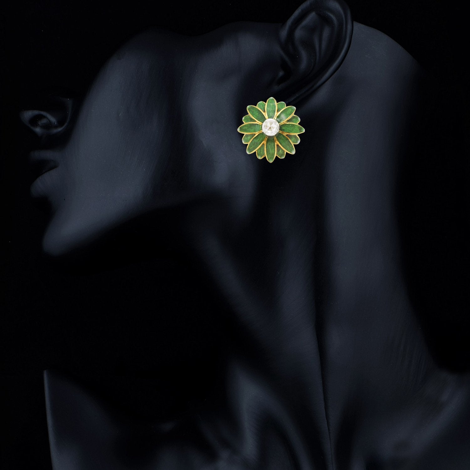 Bloom Scallop Diamond Earrings