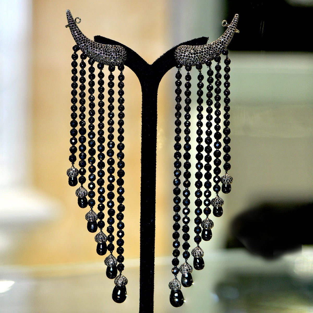 Black Dazzling Diamond Earrings