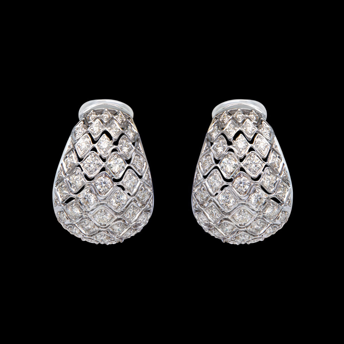 Checkered Braid Diamond Earrings