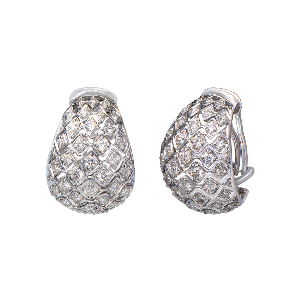 Checkered Braid Diamond Earrings