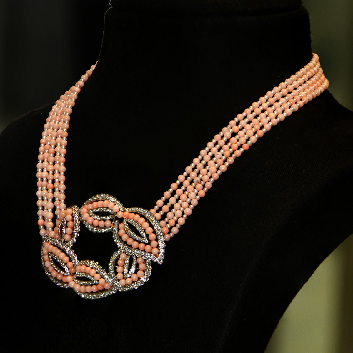 Pearly Peas Knitted Diamond Necklace