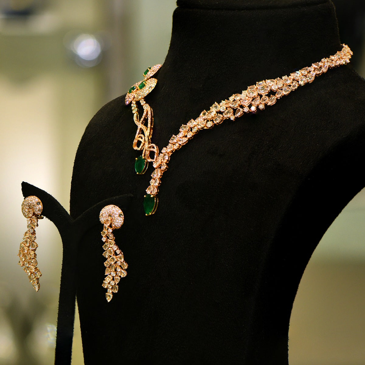 Jumboree Elegant Diamond Necklace Set