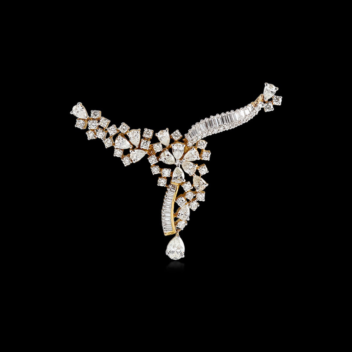Tripartite Elegant Diamond Pendant
