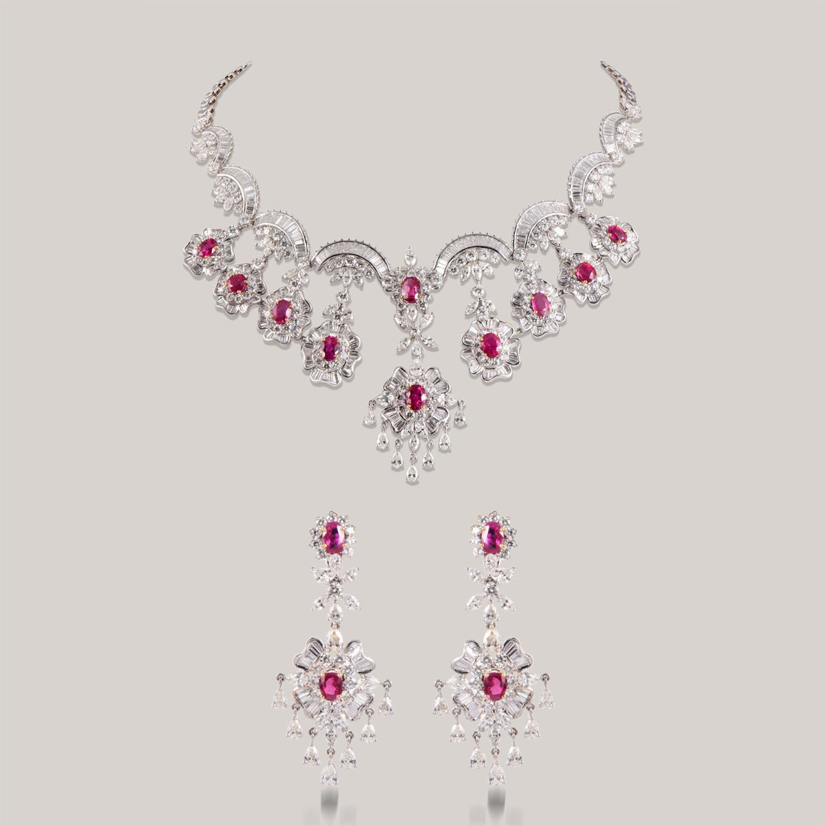 Rouge Floret Collier Diamond Necklace Set