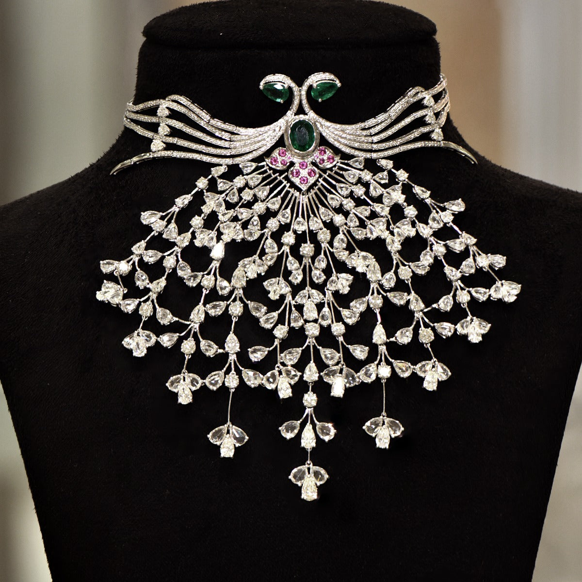 Queenly Diamond Grand Necklace Set