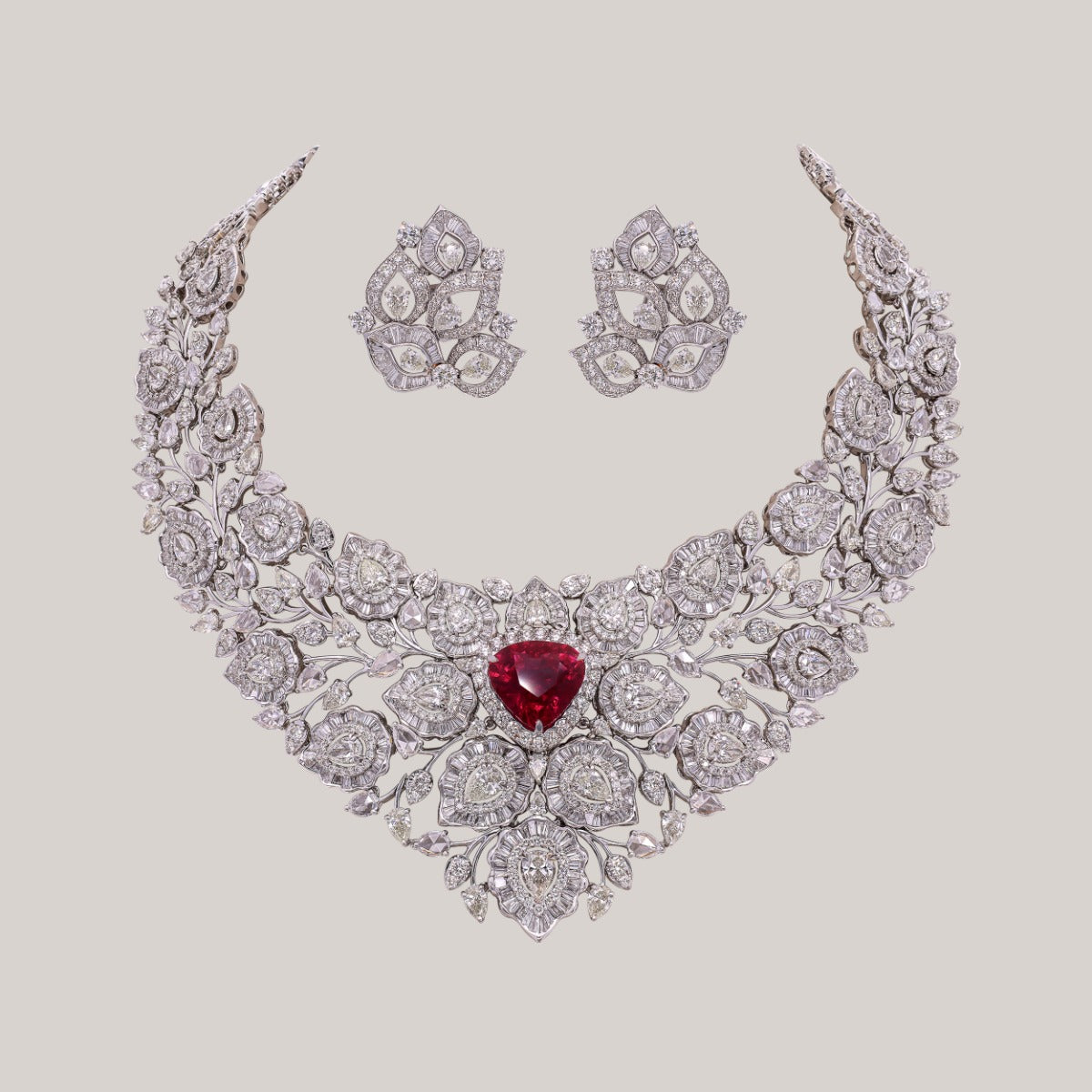 Endless Beauty Diamond Necklace Set