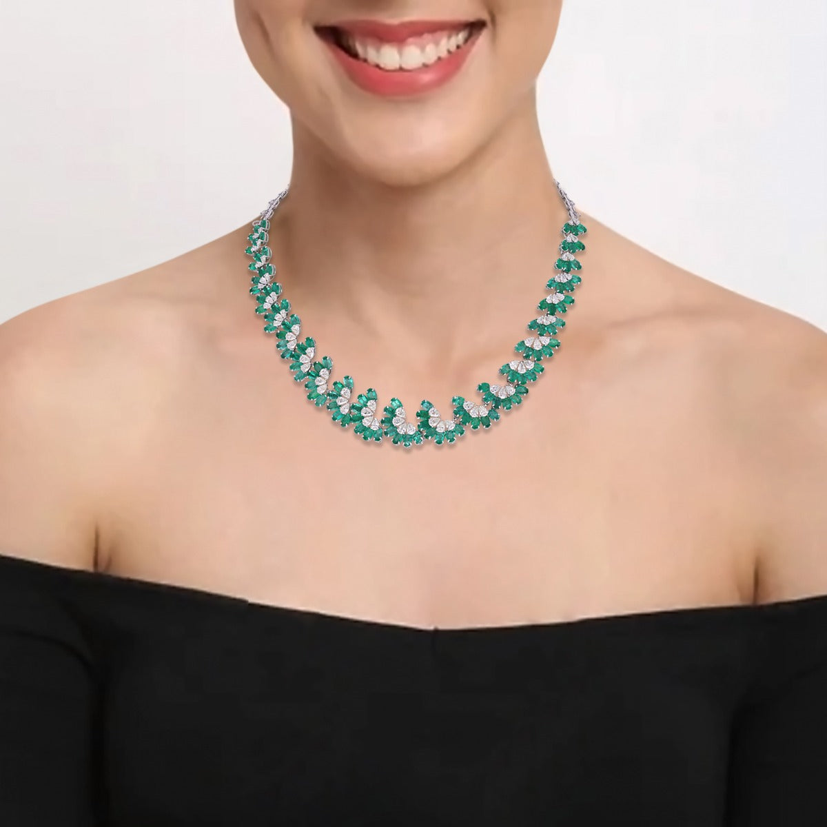 Classy Emerald With Diamond Necklace