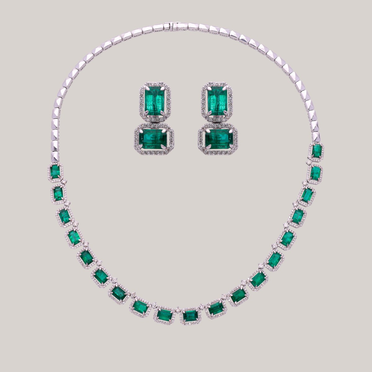 Pastoral Diamond Necklace Set