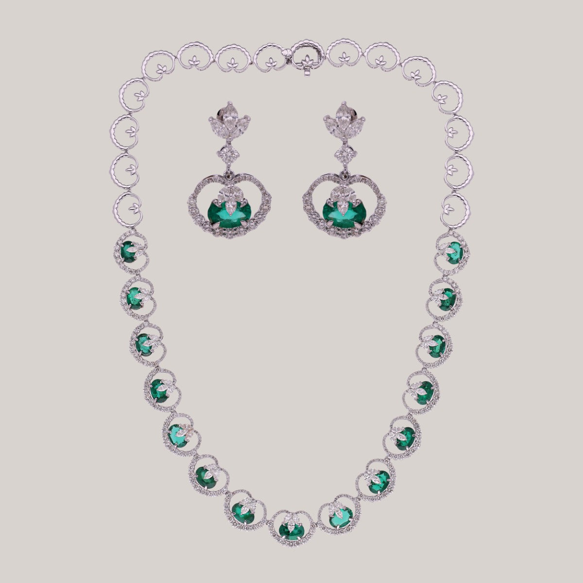 Emerald Dream Diamond Necklace Set