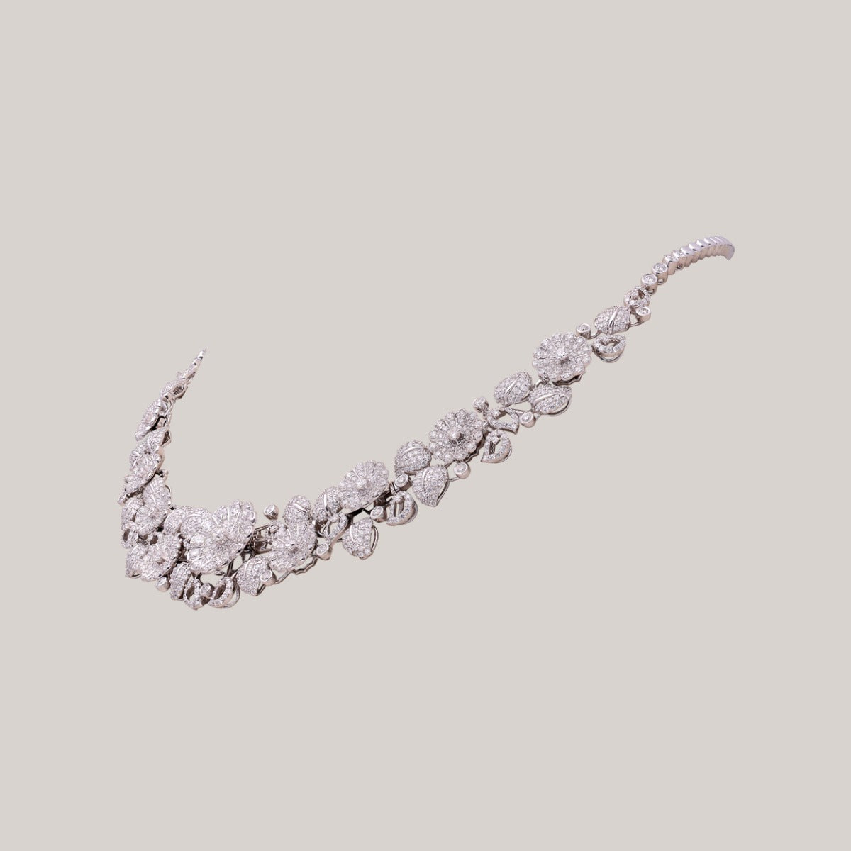 Celestial Flora Diamond Necklace Set
