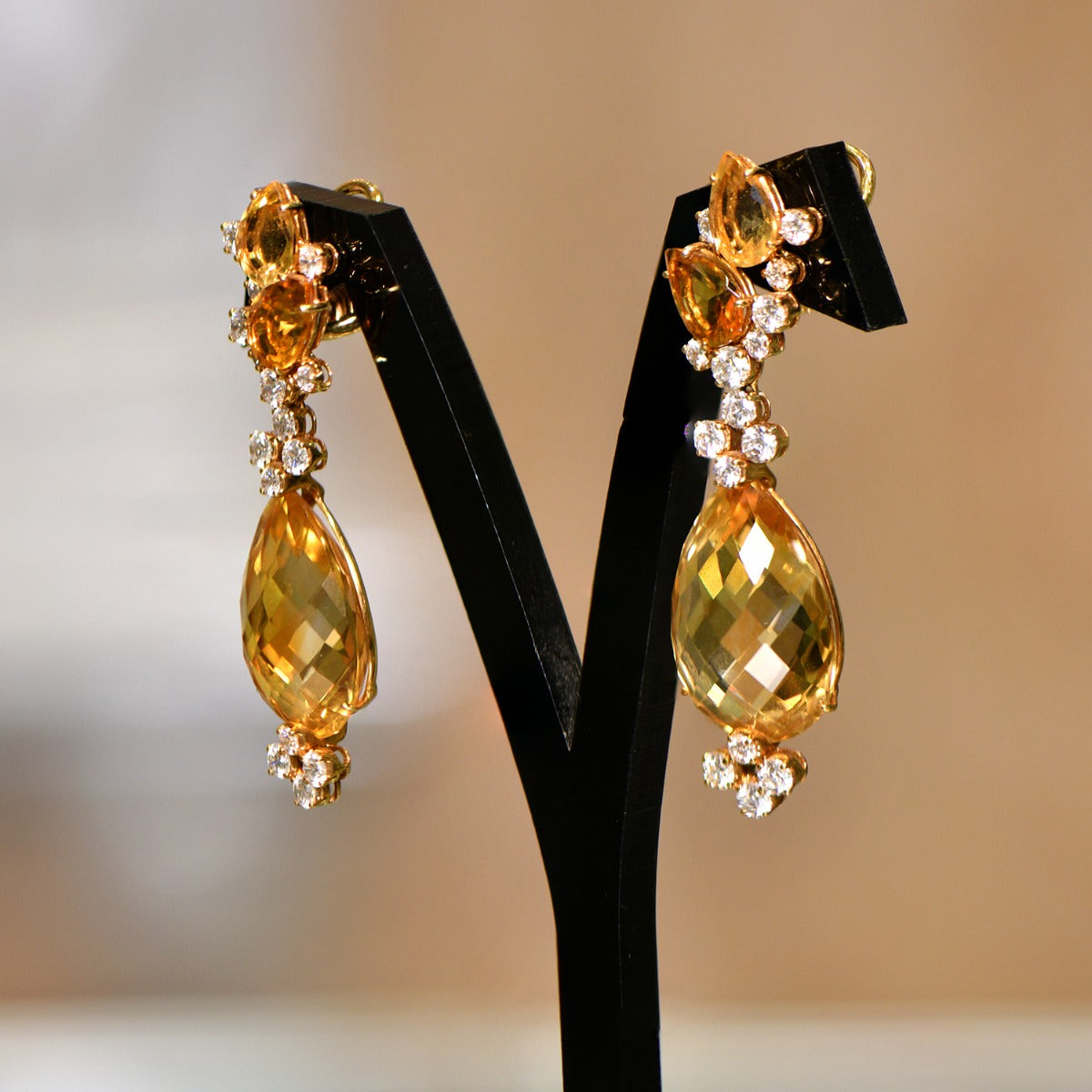 Yellow Chandelier Diamond Necklace Set