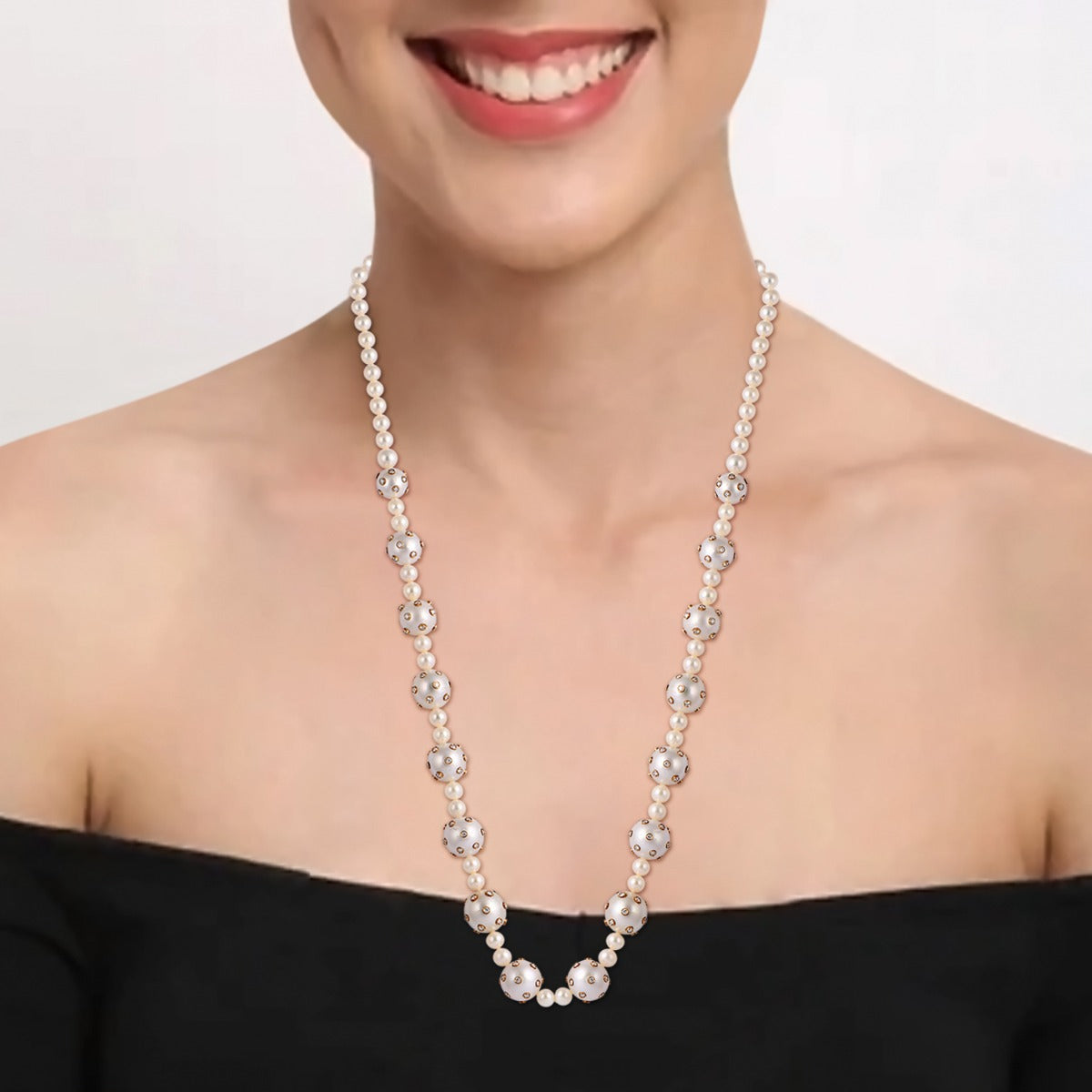 Assemble Pearl Station Diamond Necklace