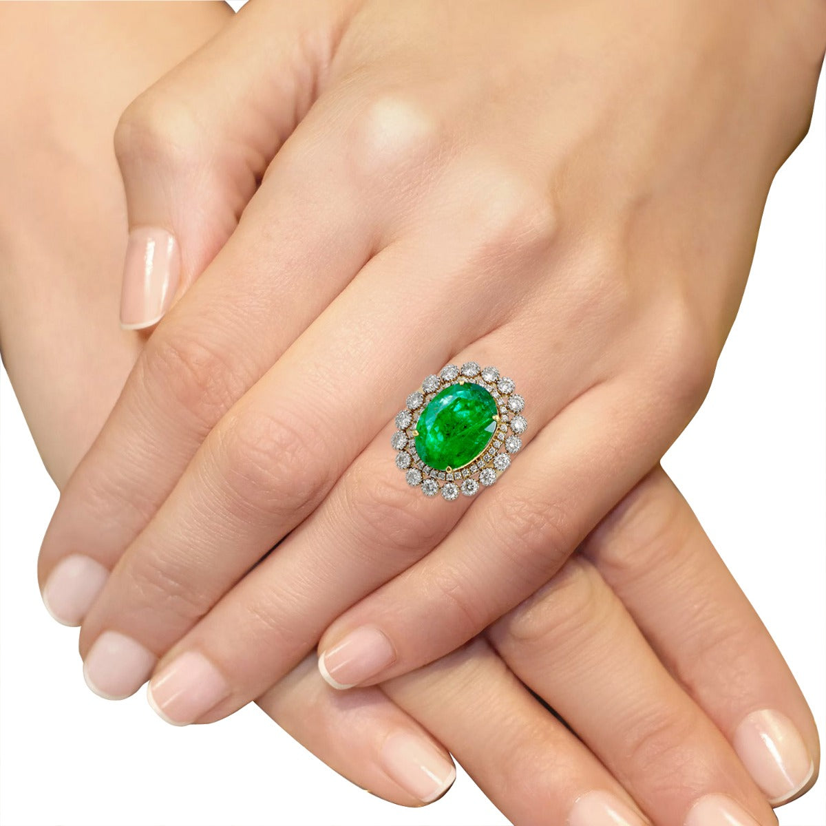 Classic Emerald Diamond Ring
