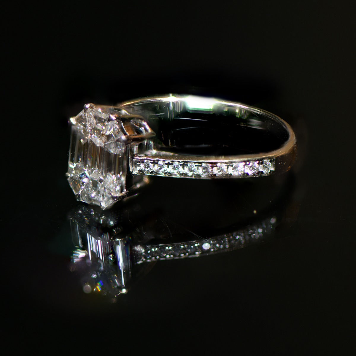 Glorious Diamond Ring