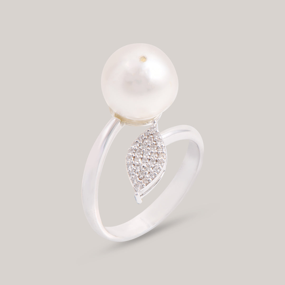 Pearl Petal Diamond Ring