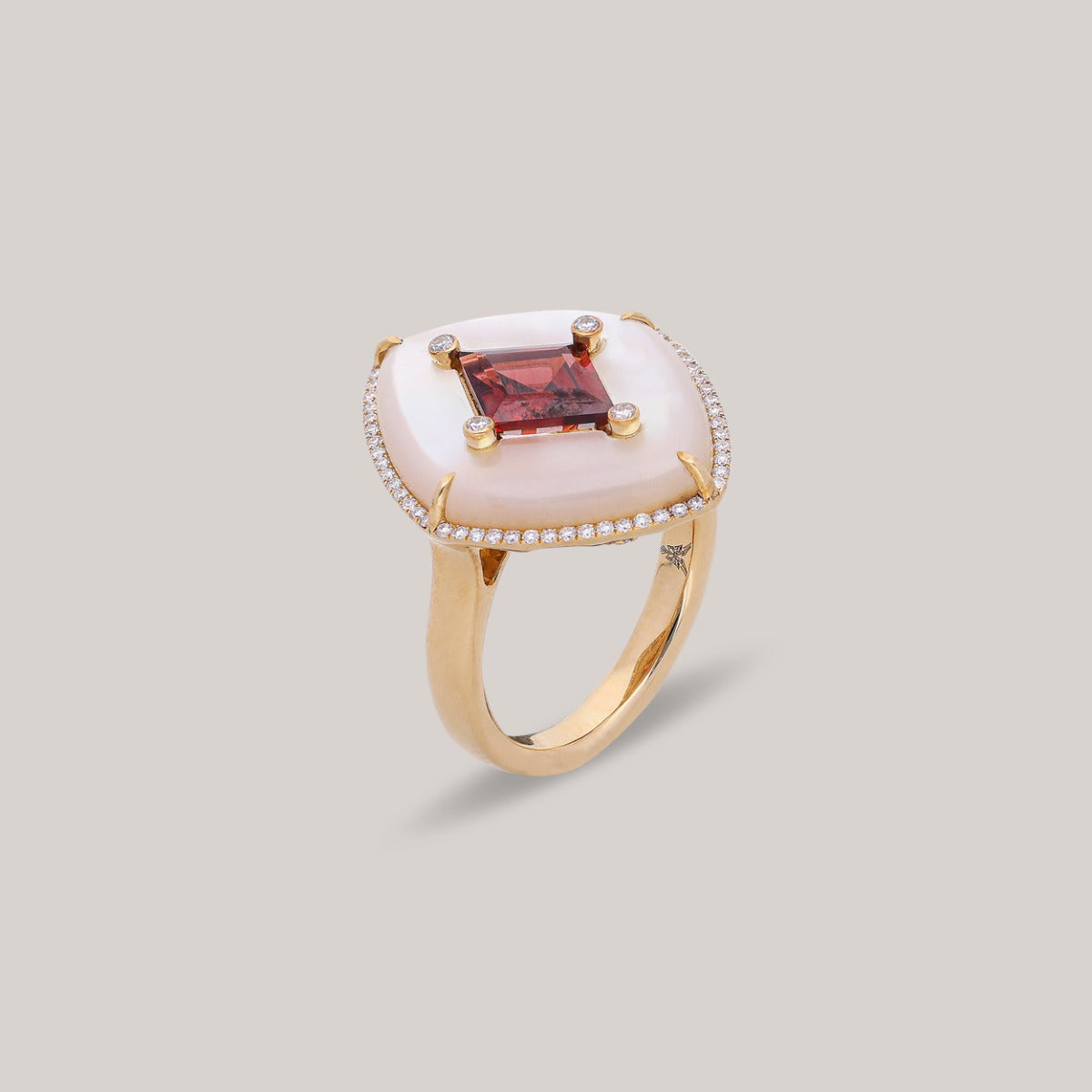 Ivory Majesty Diamond Ring