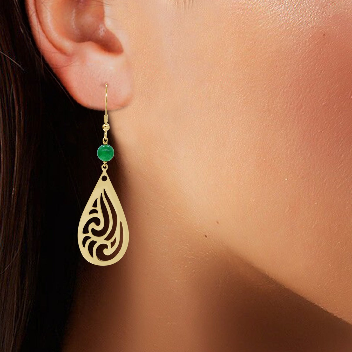 Naina Drop Earrings